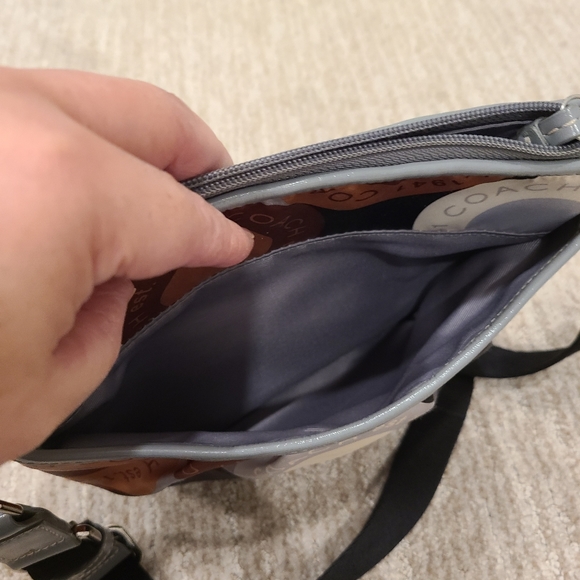 Coach sling bag or crossbody - Picture 6 of 8